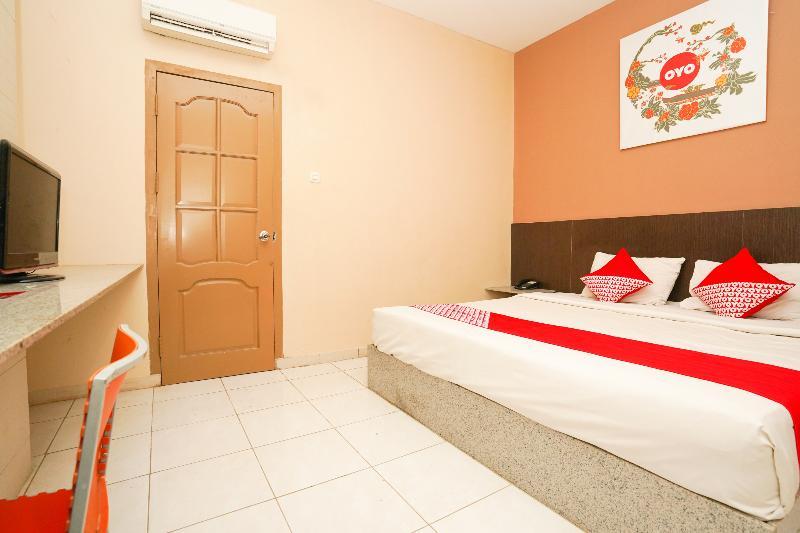 Avi Hotel Сурабая Экстерьер фото